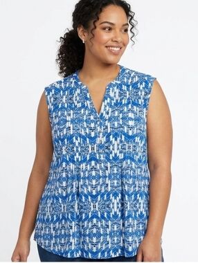 NWT New Directions Geometric Henley Sleeveless Top